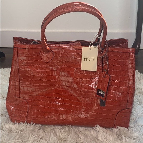 Claudia Firenze Handbags - ‼️🆕 Claudia Firenze Italian Leather Crocodile‼️